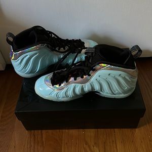 Brand: Nike. Color: Sky Blue. Size: 6.5